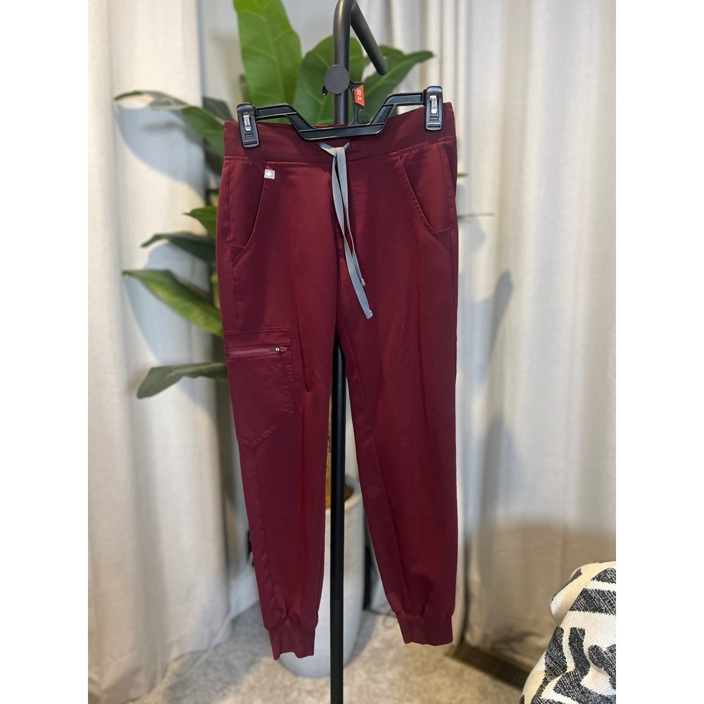 FIGS Technical Collection Women XXSP Burgundy Maroon Scrub Jogger Pants Petite